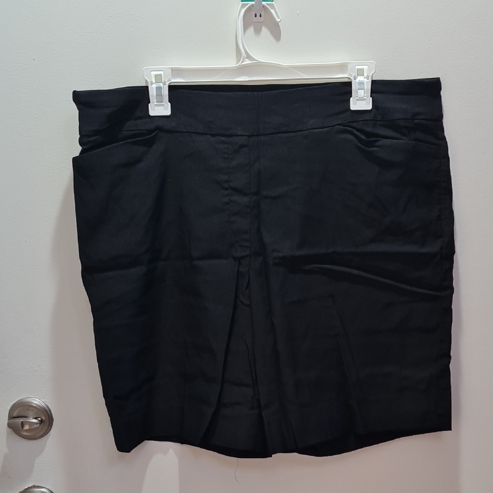 Hilary Radley Black Bermuda Shorts Casual Style